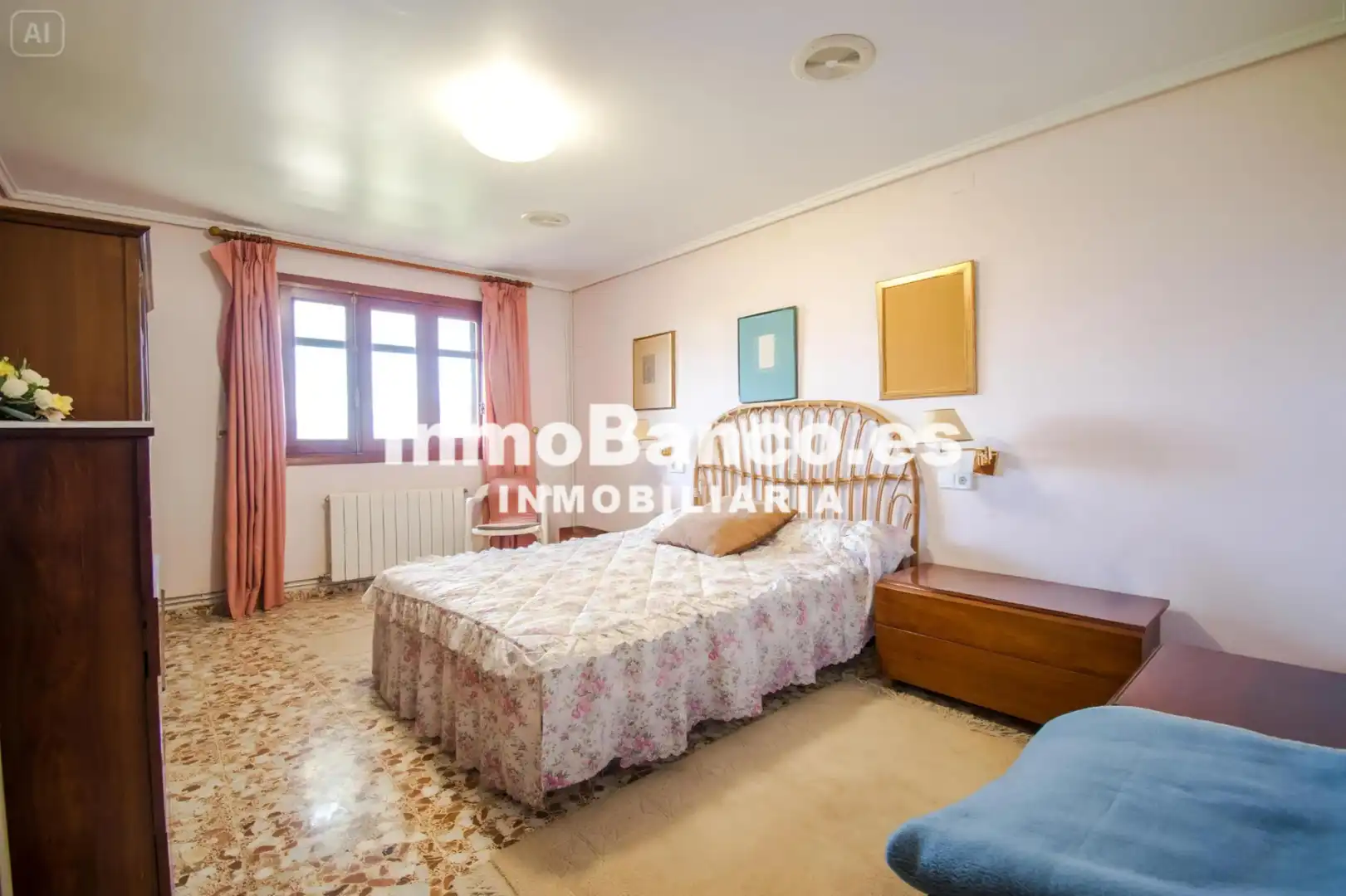 Houses for sale in Torrent  with Air Conditioner, Heating and Private garden