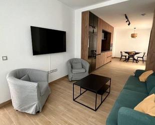 Sala d'estar de Apartament en venda en  Sevilla Capital amb Aire condicionat, Calefacció i Terrassa