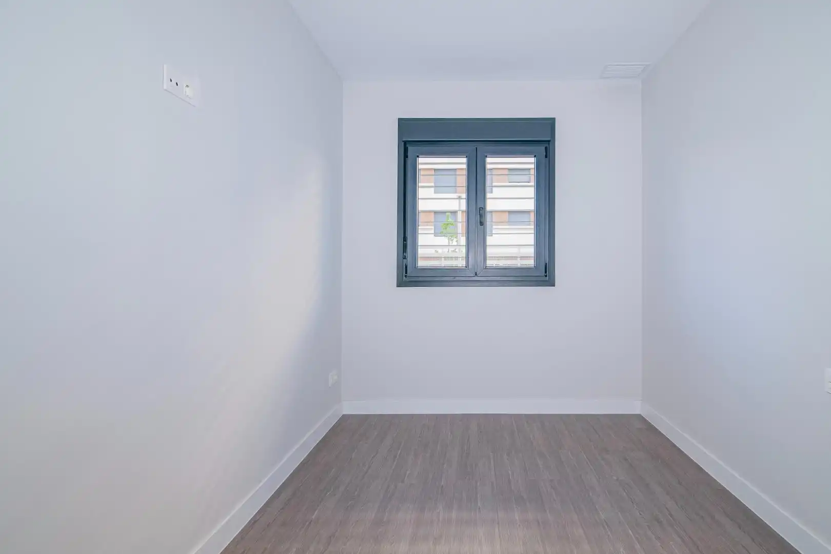 Habitación de Piso en venta en Granada con Aire acondicionado, Calefacción y Terraza