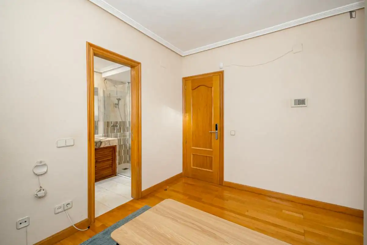 Habitació a Conde Orgaz - Piovera