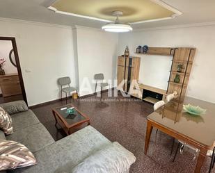 Sala d'estar de Pis de lloguer en Ontinyent amb Aire condicionat, Terrassa i Balcó