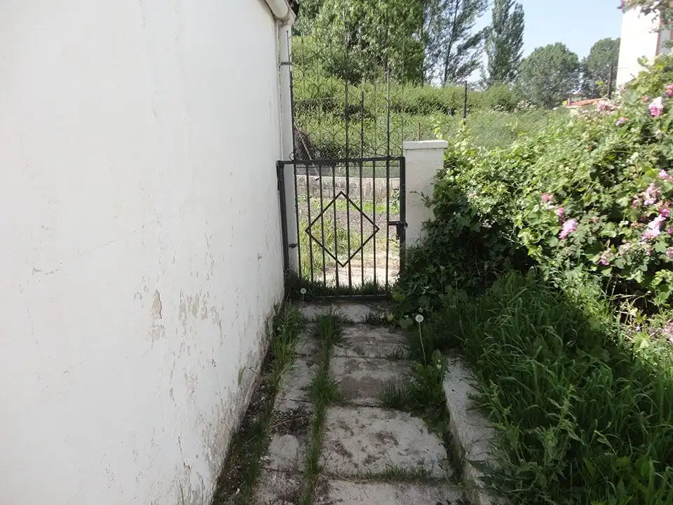 Einfamilien-Reihenhaus zum Verkauf in Salas de los Infantes mit Heizung und Privatgarten