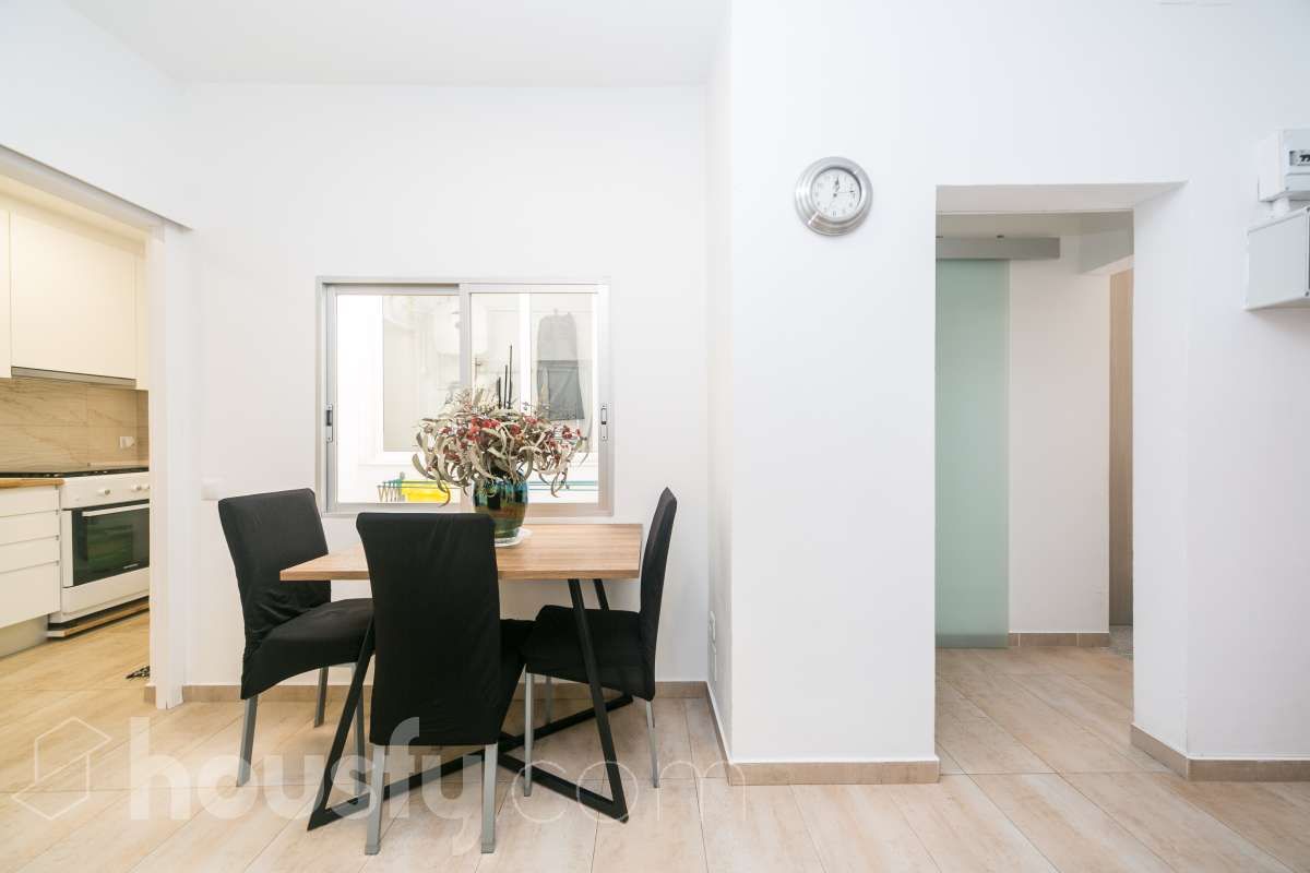 Comedor de Piso en venta en  Barcelona Capital con Calefacción y Amueblado