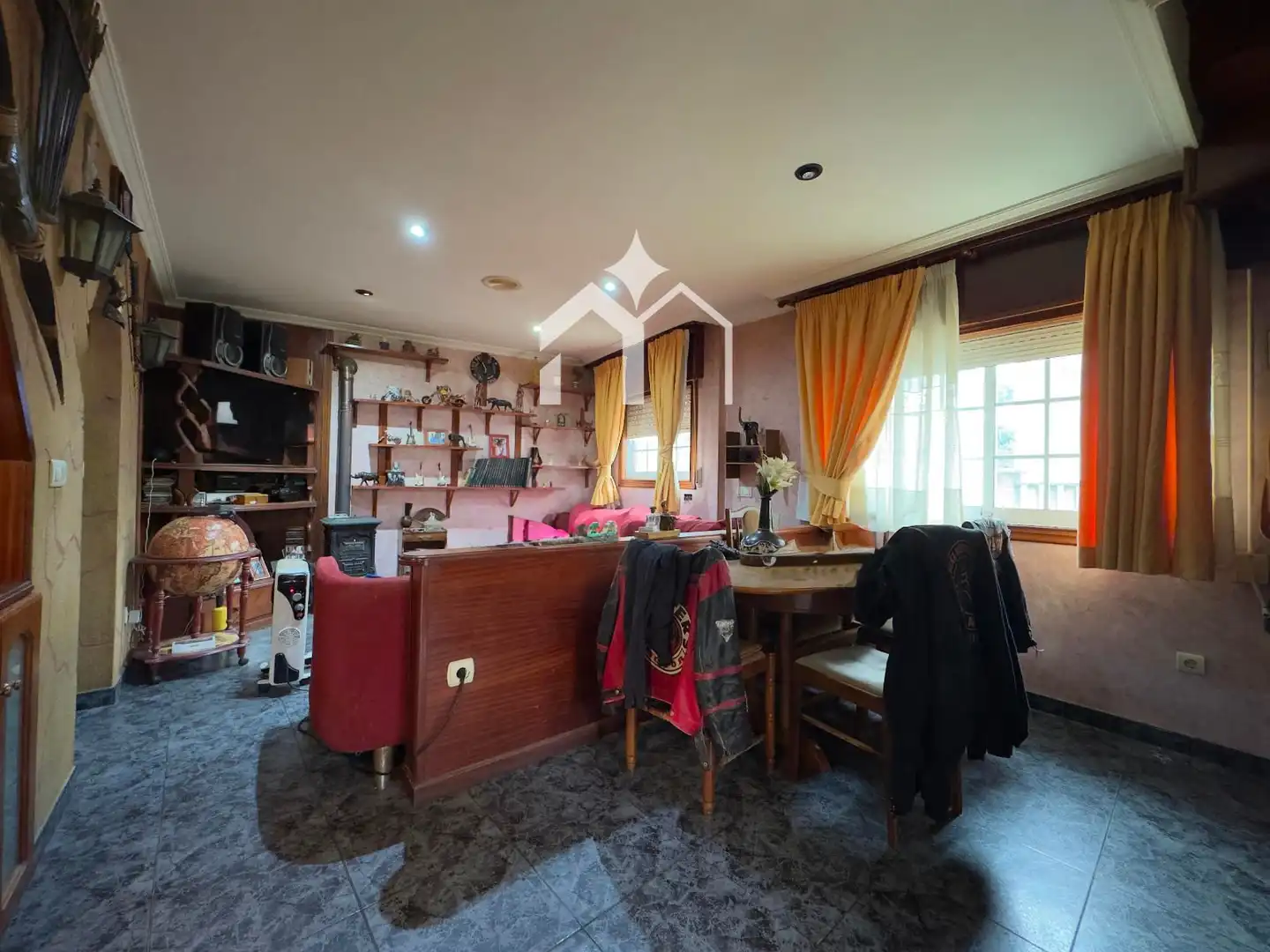 Sala de estar de Casa o chalet en venta en Moaña con Calefacción, Terraza y Amueblado