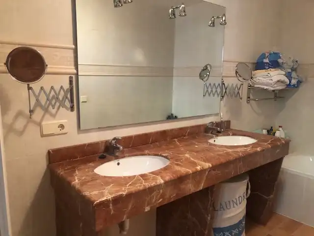 Bany de Casa o xalet en venda en Tàrbena amb Aire condicionat, Calefacció i Jardí privat