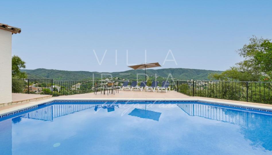 Foto 1 de Casa o xalet en venda a Carrer Om, 5, Mas Pere - Río de Oro, Girona