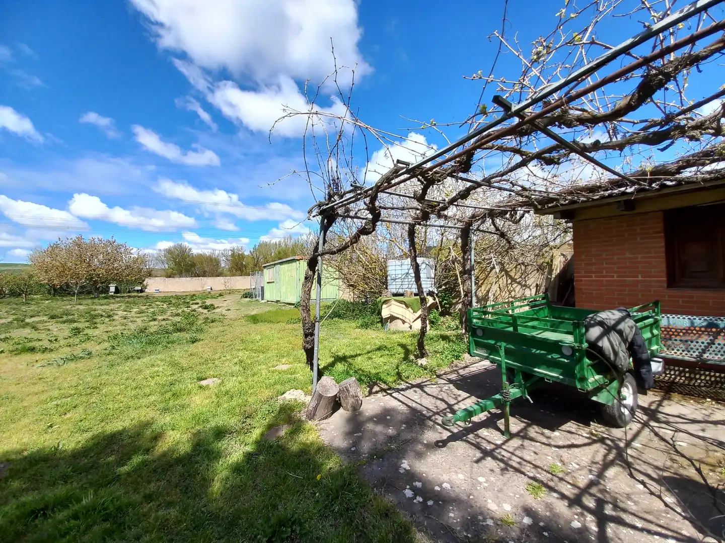 Finca rústica en venta en Cayuela con Jardín privado