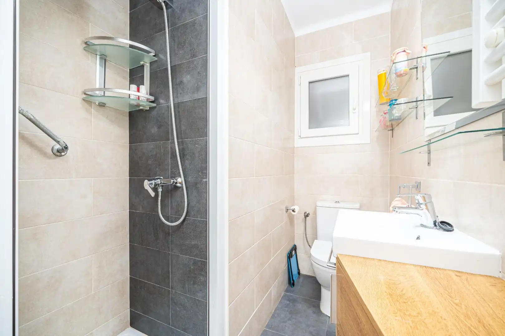 Bathroom of Flat for sale in Llucmajor  with Heating