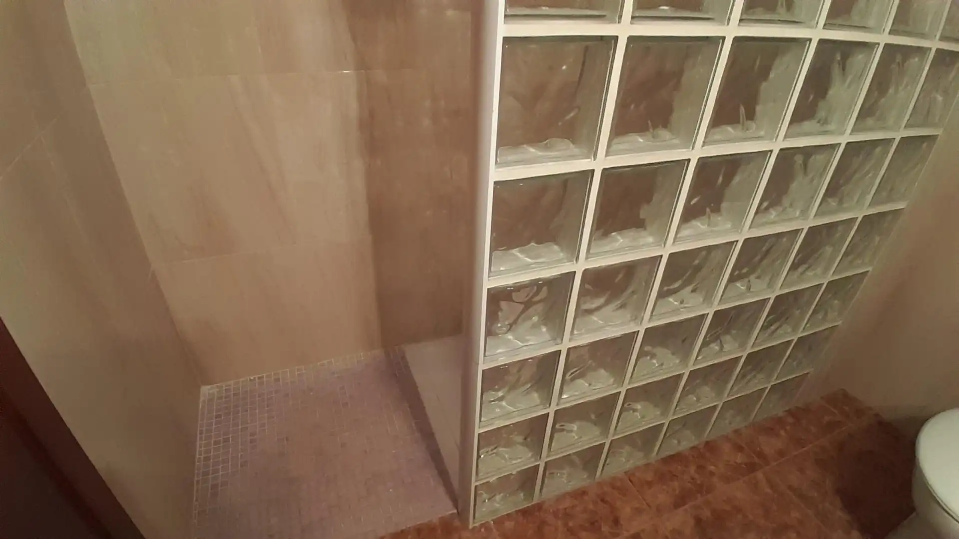 Bany de Casa o xalet en venda en Yecla amb Terrassa i Traster