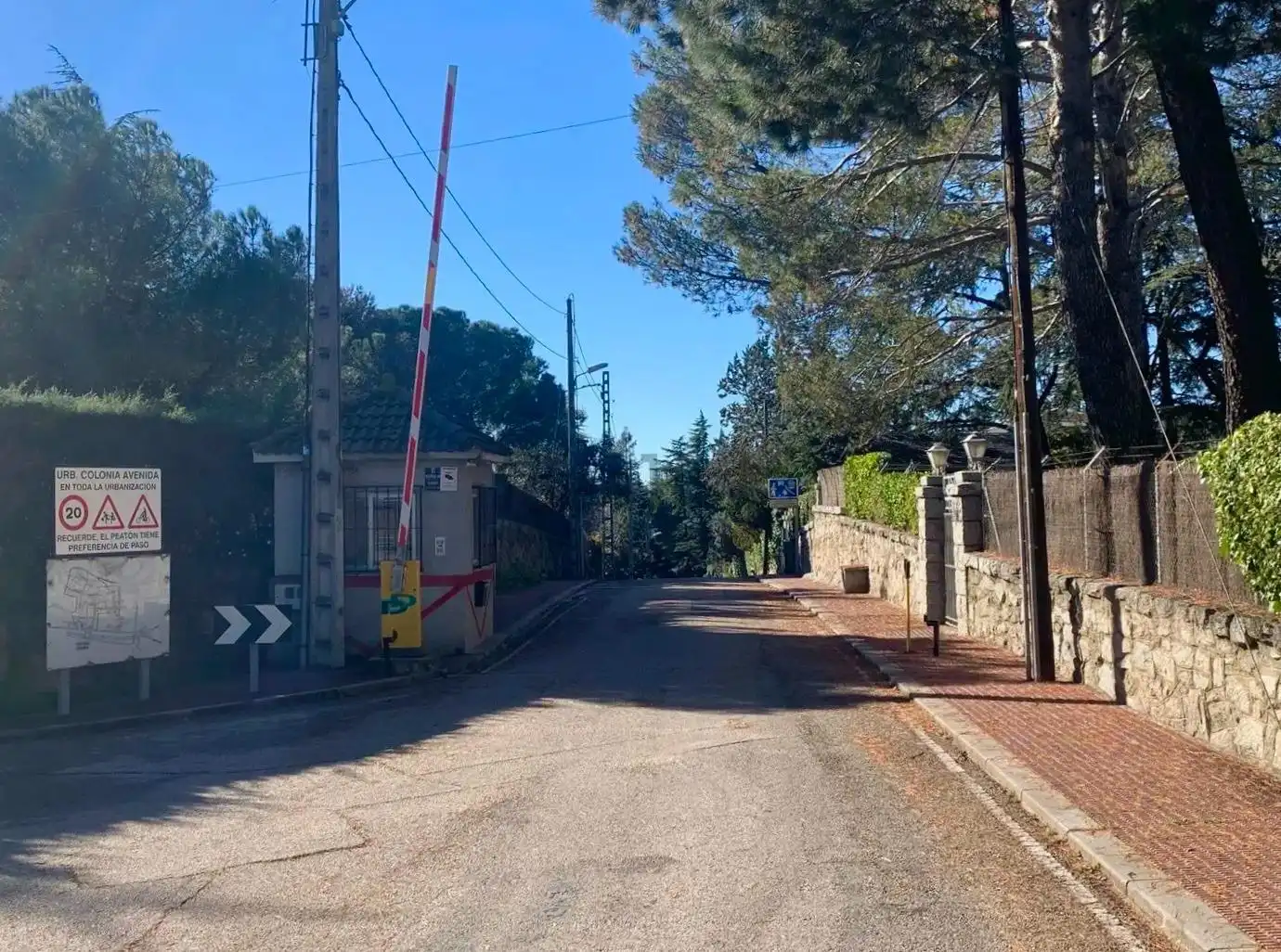 Vista exterior de Casa o chalet en venta en Collado Villalba con Calefacción, Jardín privado y Trastero