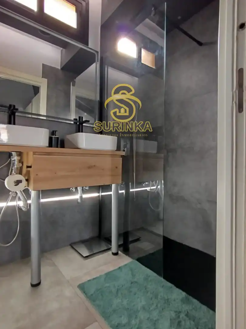 Bany de Dúplex de lloguer en San Bartolomé de Tirajana amb Aire condicionat, Terrassa i Piscina