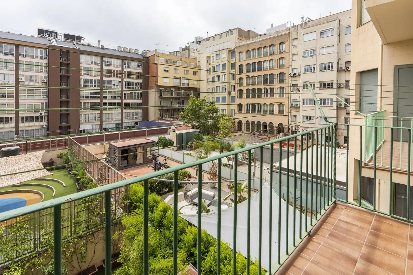 Piso con terraza en venta en Eixample