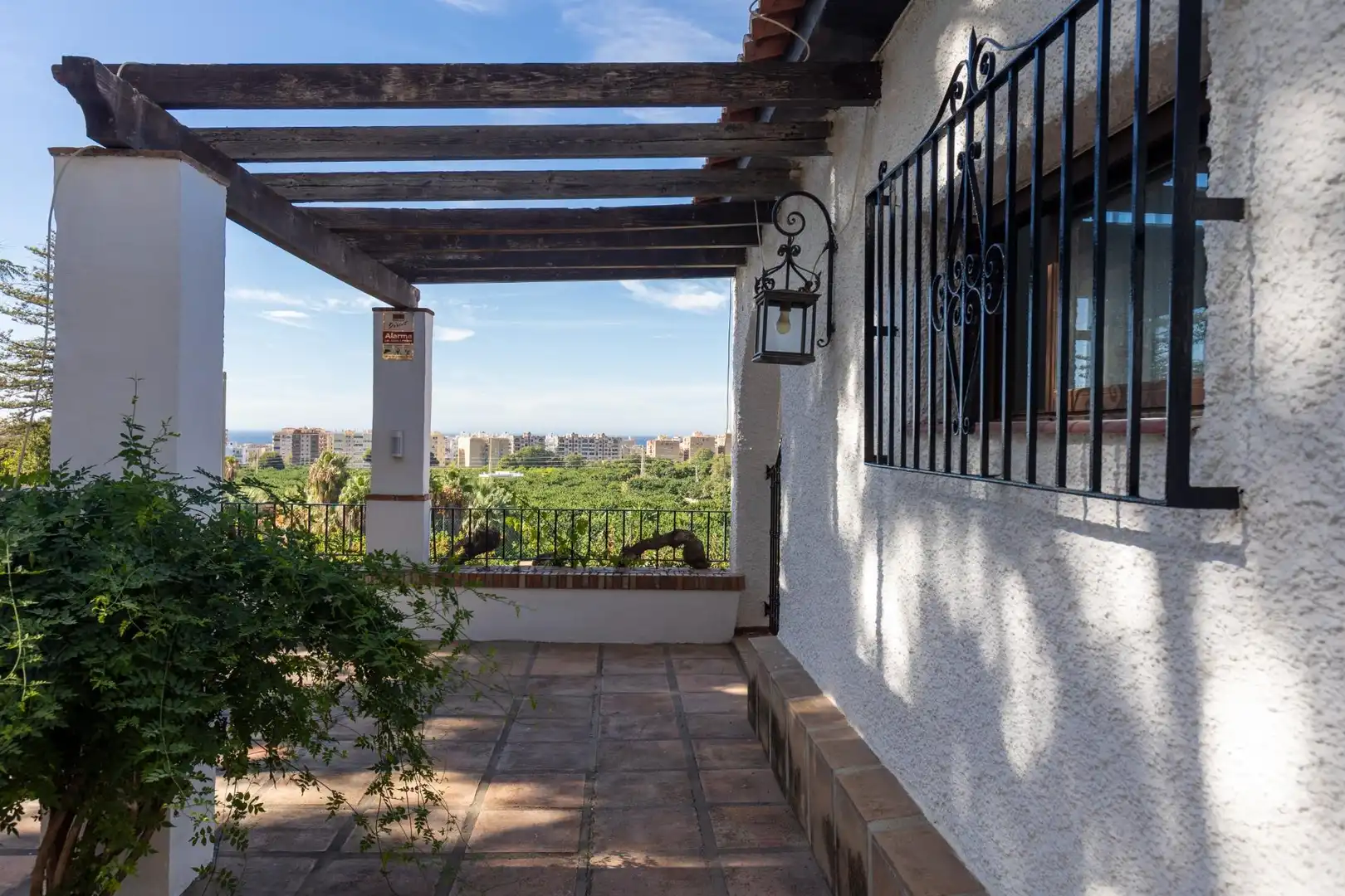 Jardí de Casa o xalet en venda en Almuñécar amb Calefacció, Jardí privat i Terrassa