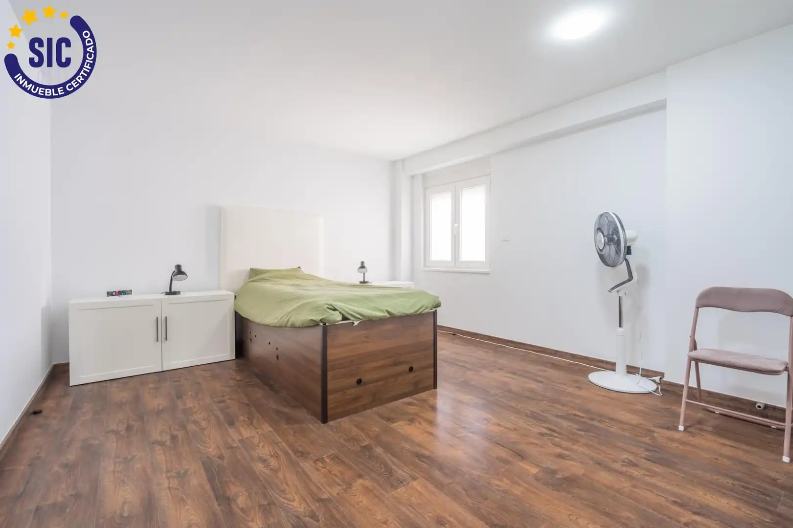 Schlafzimmer von Wohnung zum Verkauf in Valencia mit Klimaanlage, Heizung und Terrasse