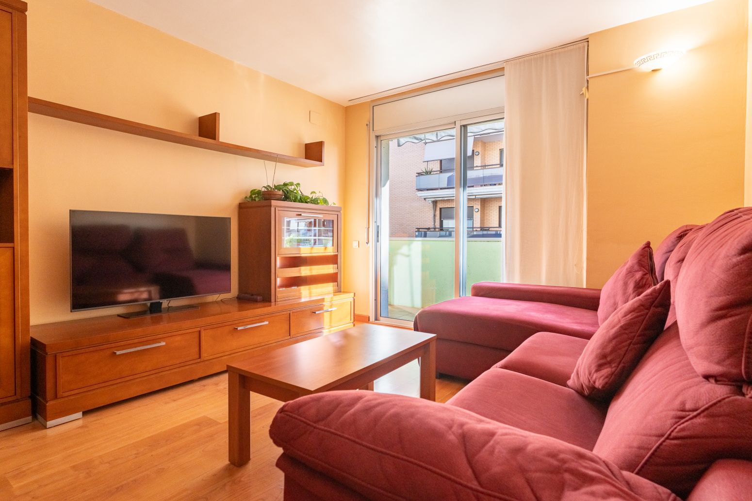 Sala de estar de Piso en venta en Reus con Calefacción, Parquet y Trastero