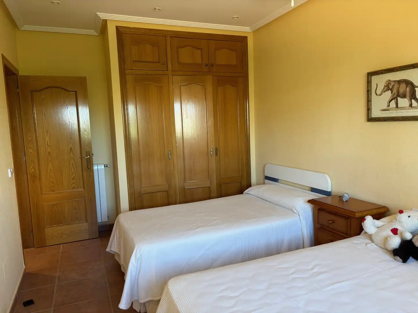 Schlafzimmer von Erdgeschoss zum Verkauf in La Manga del Mar Menor mit Klimaanlage, Privatgarten und Schwimmbad