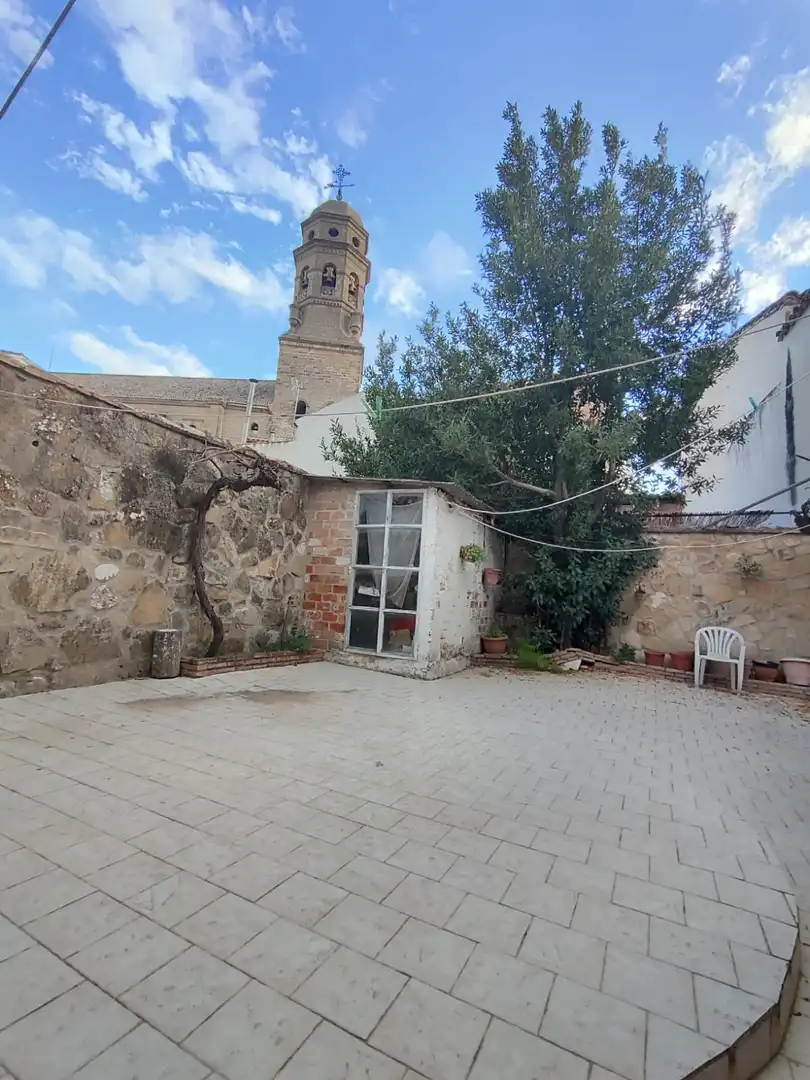 Maison avec terrasse à vendre à Baeza
