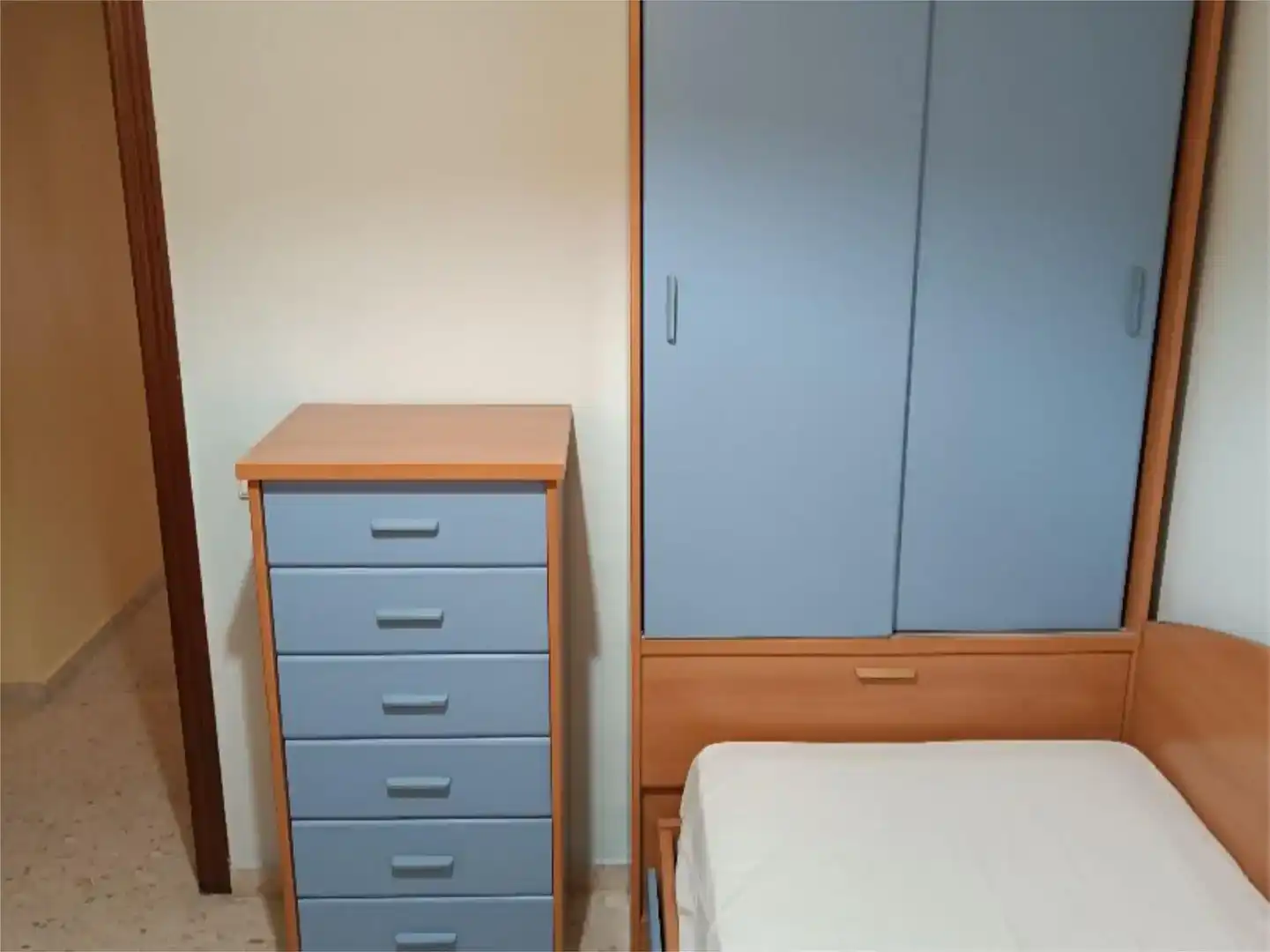 Habitación de Piso en venta en Málaga con Trastero, Amueblado y Balcón