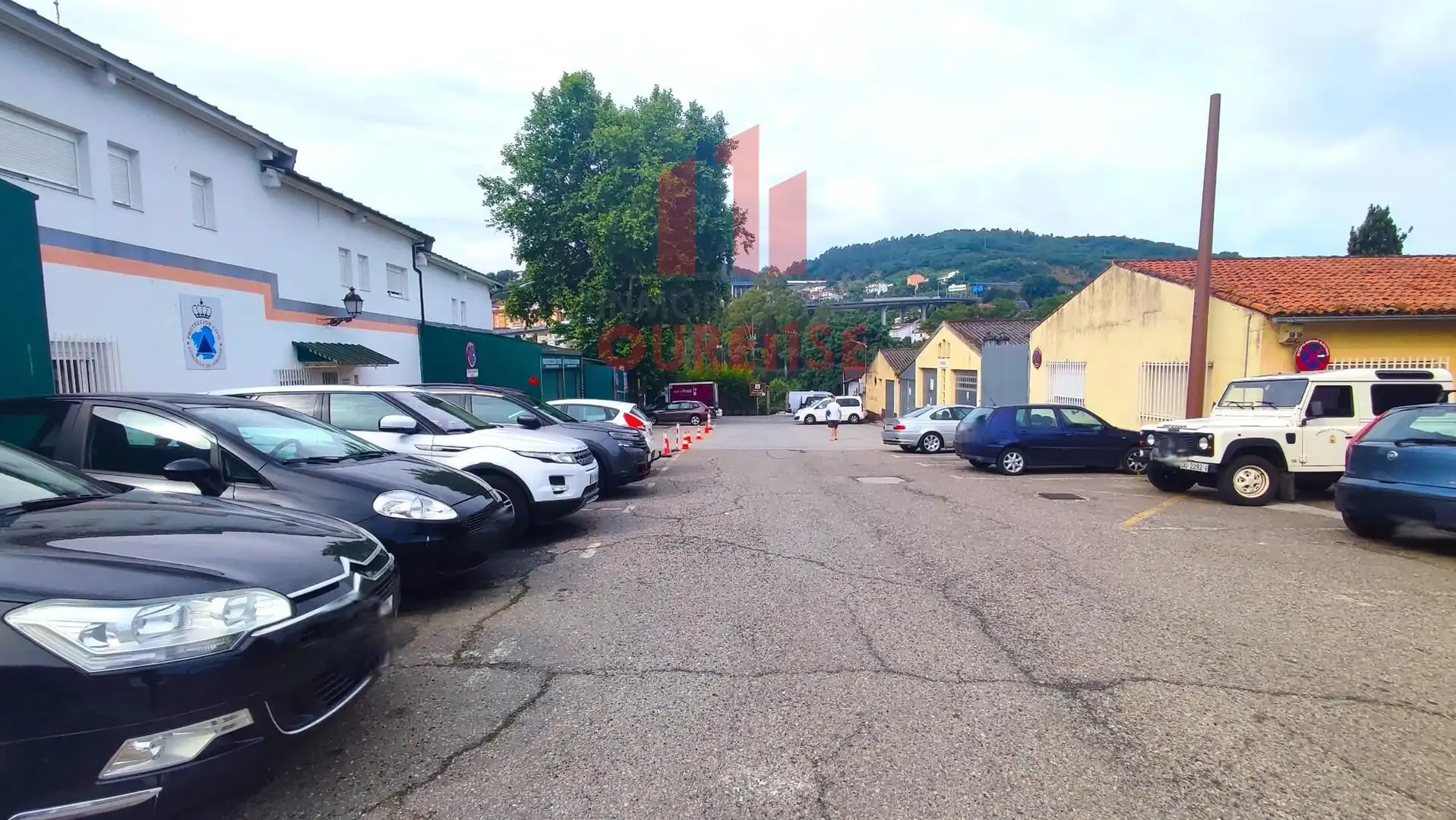 Parking de Piso de alquiler en Ourense Capital  con Amueblado