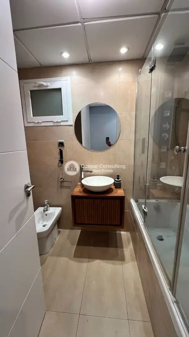 Badezimmer von Wohnungen zum Verkauf in Los Alcázares mit Klimaanlage, Heizung und Terrasse