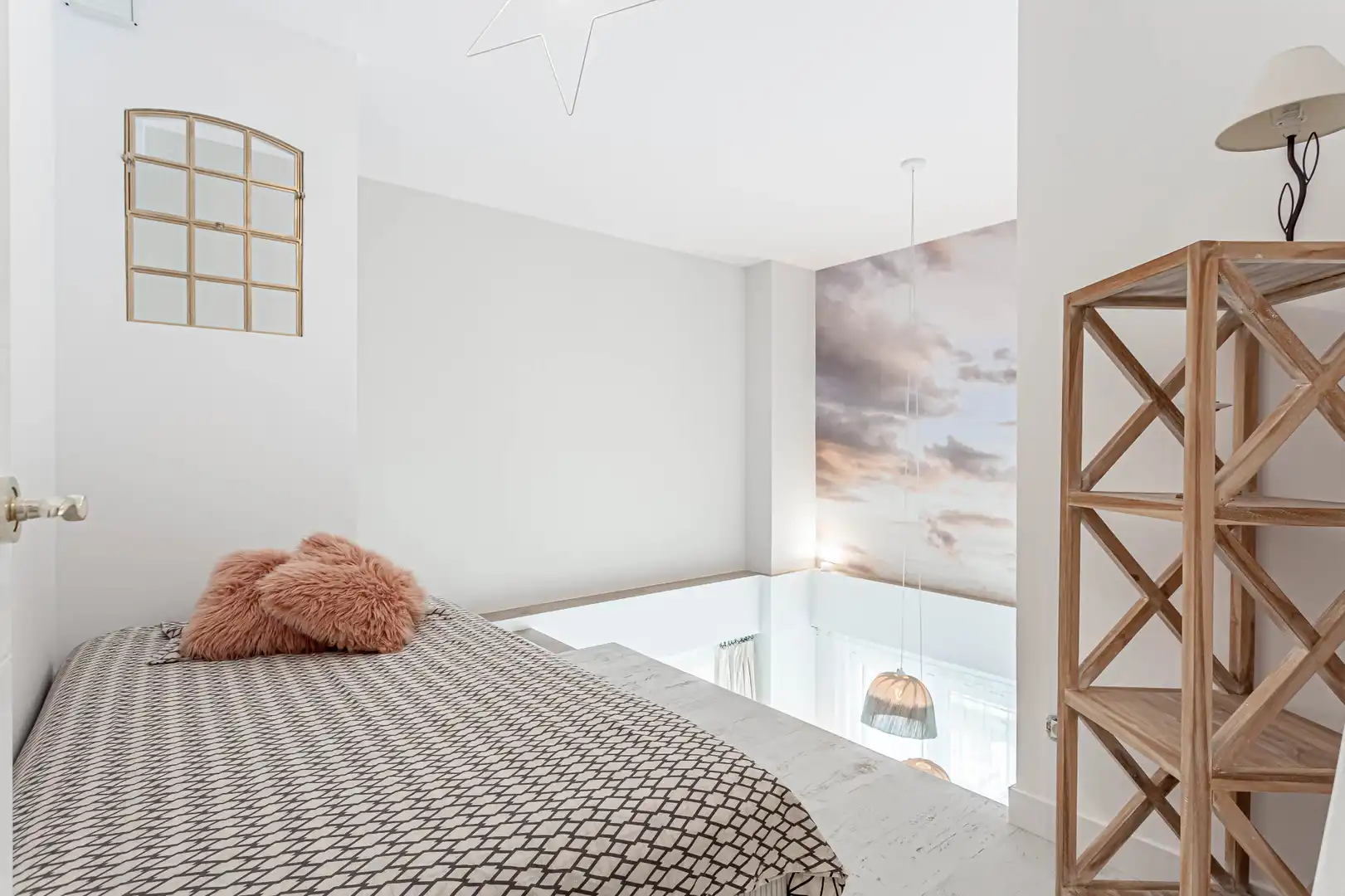 Bedroom of Flat for rent in Madrid  with Air Conditioner, Heating and Parquet flooring