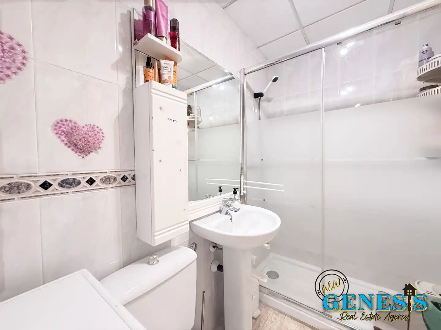 Bany de Apartament en venda en Torrevieja amb Terrassa, Moblat i Forn