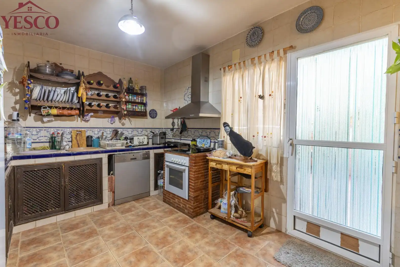 Cocina de Casa adosada en venta en Güevéjar con Calefacción, Terraza y Balcón