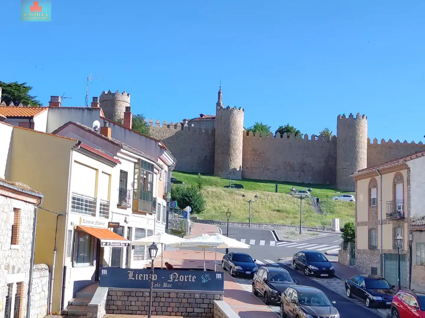 Vista exterior de Casa o chalet en venta en Ávila con Calefacción, Terraza y Trastero