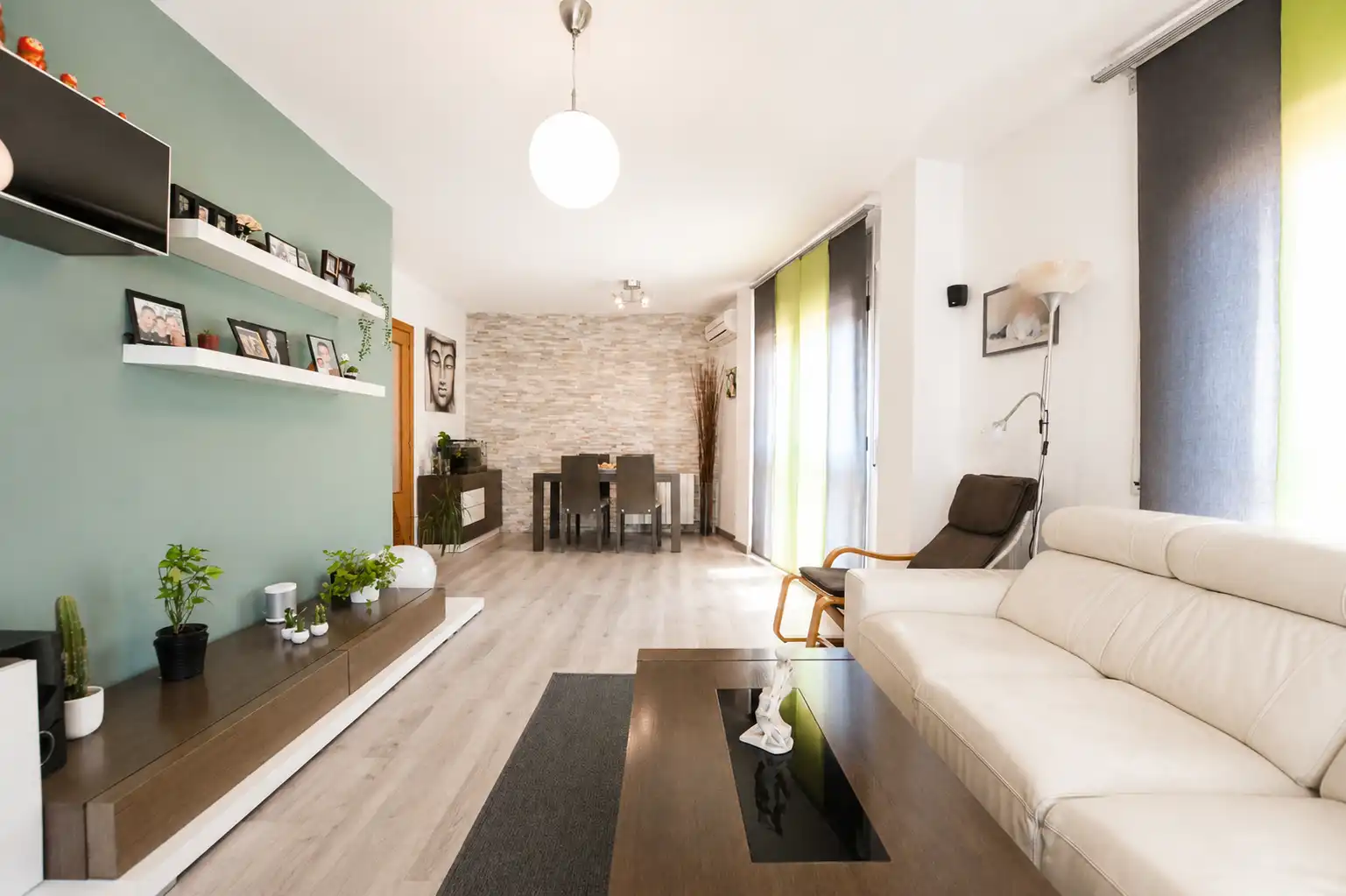 Sala de estar de Piso en venta en Badalona con Aire acondicionado y Calefacción