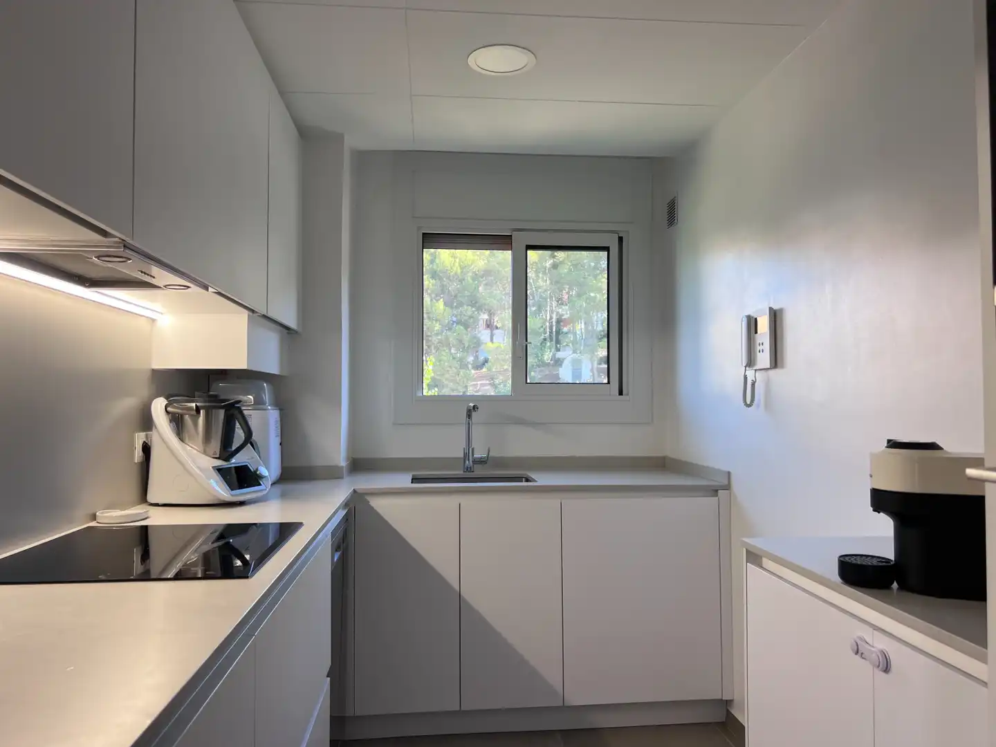Kitchen of Flat for sale in Vilassar de Dalt  with Air Conditioner, Heating and Parquet flooring