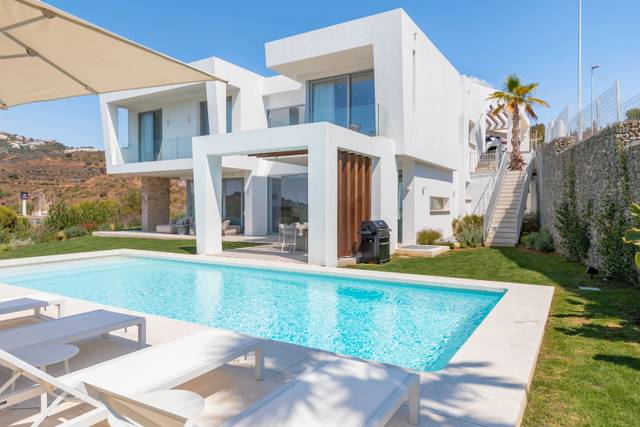 Casa-chalet en Venta en Bahía de Marbella