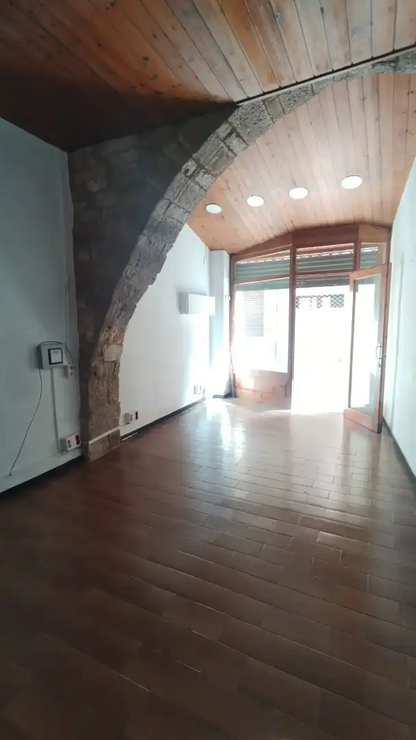 Geschaftsraum zur Miete in Moià mit Parkett