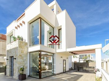 Villa avec piscine à vendre à Los Montesinos