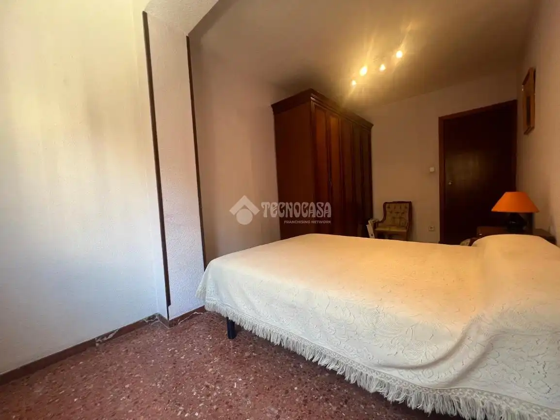 Habitación de Piso en venta en Zaragoza con Calefacción y Terraza
