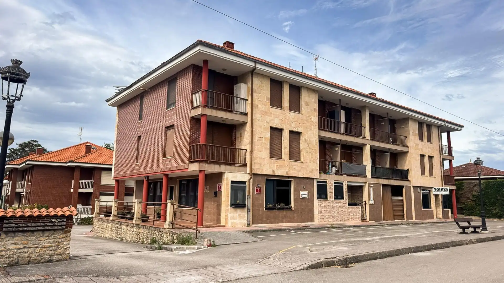 Vista exterior de Apartamento en venta en Alfoz de Lloredo, Cantabria