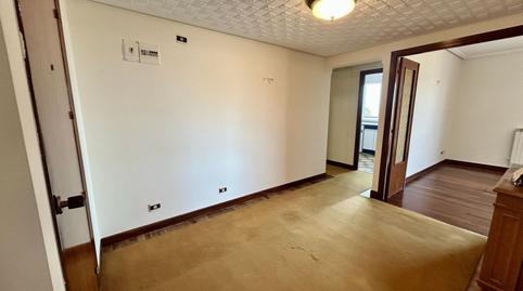 Foto 3 de Piso en venta en Carlos V, Laredo