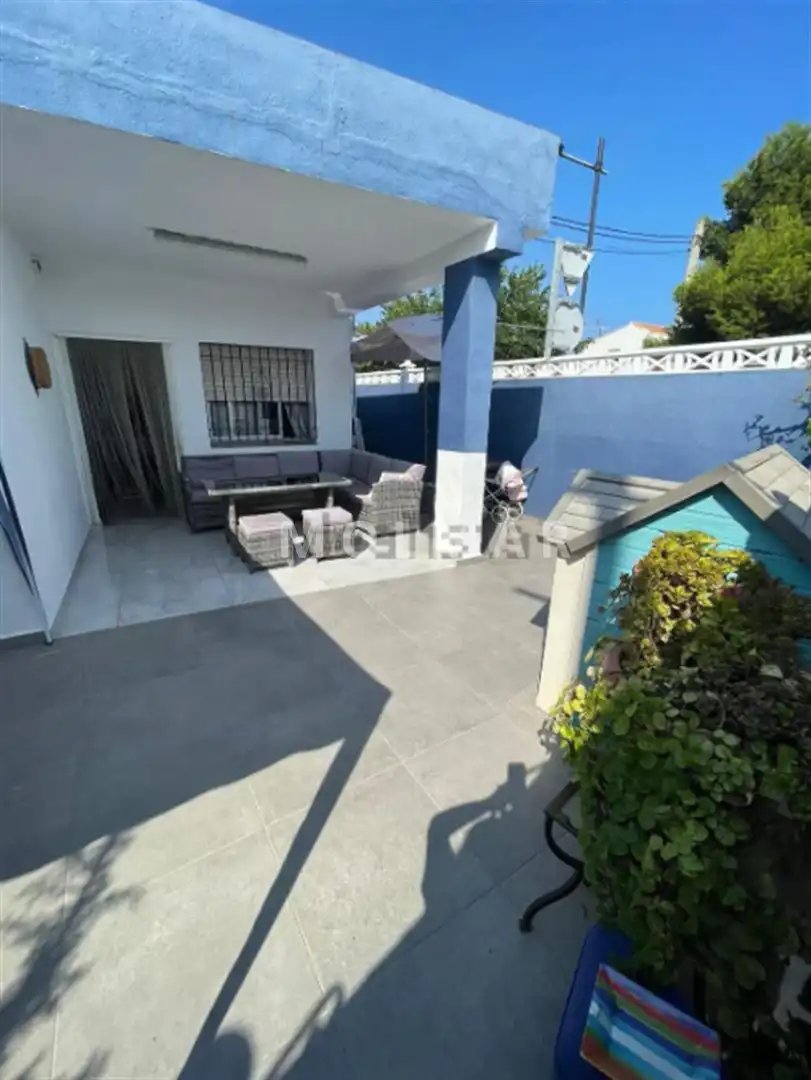 Terrassa de Casa o xalet en venda en Almazora / Almassora amb Aire condicionat, Jardí privat i Terrassa