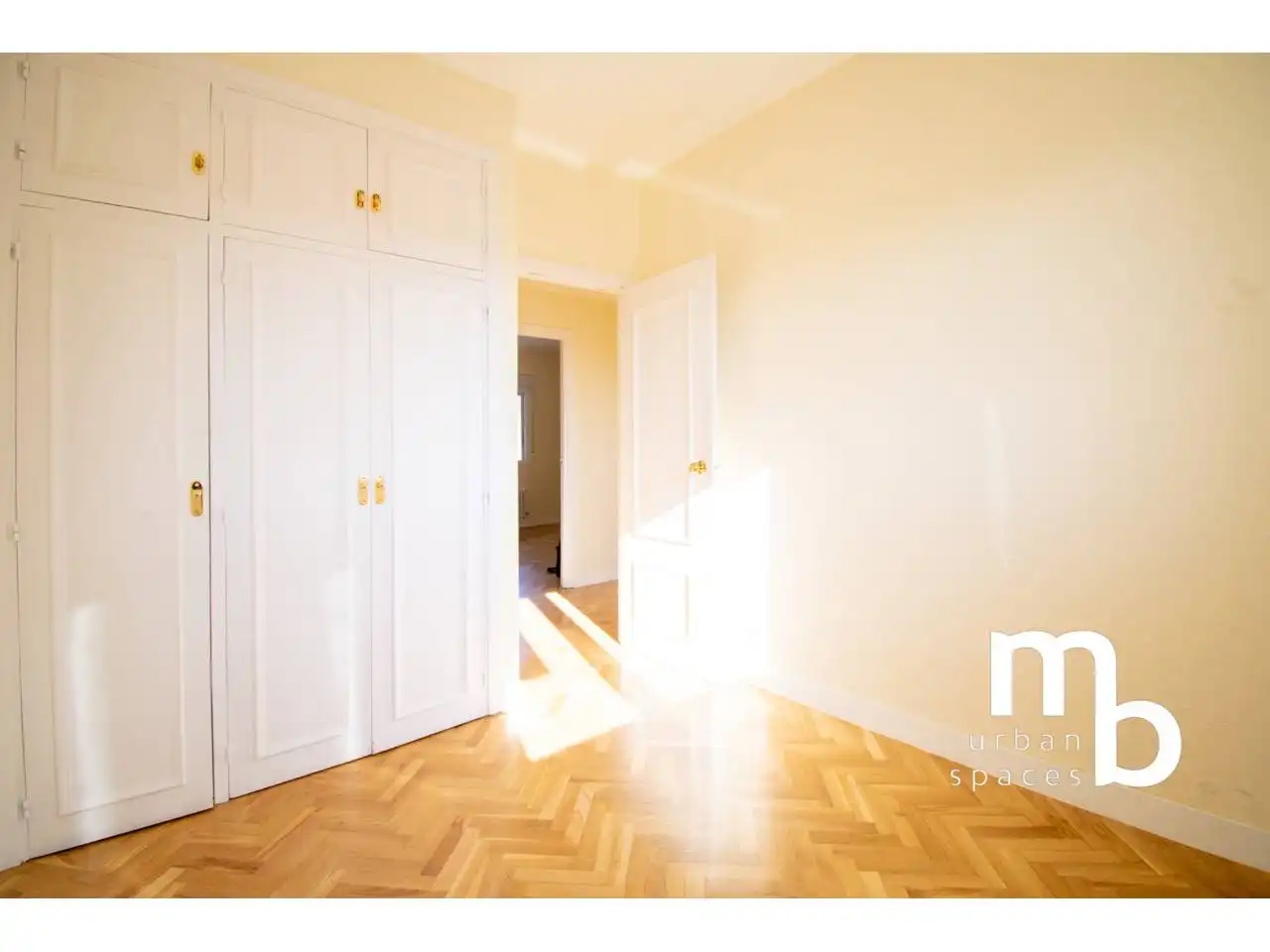 Habitación de Piso de alquiler en Madrid con Aire acondicionado, Calefacción y Parquet