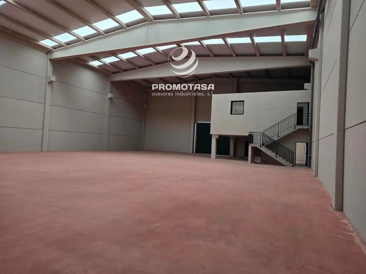 Industrial building for sale in Zona Industrial, imagen 4