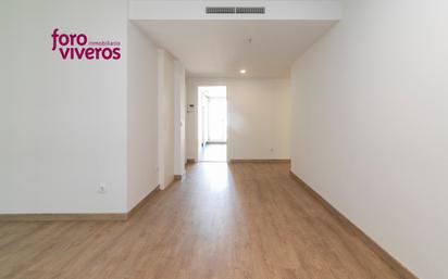 Flat for sale in  Valencia Capital  with Air Conditioner