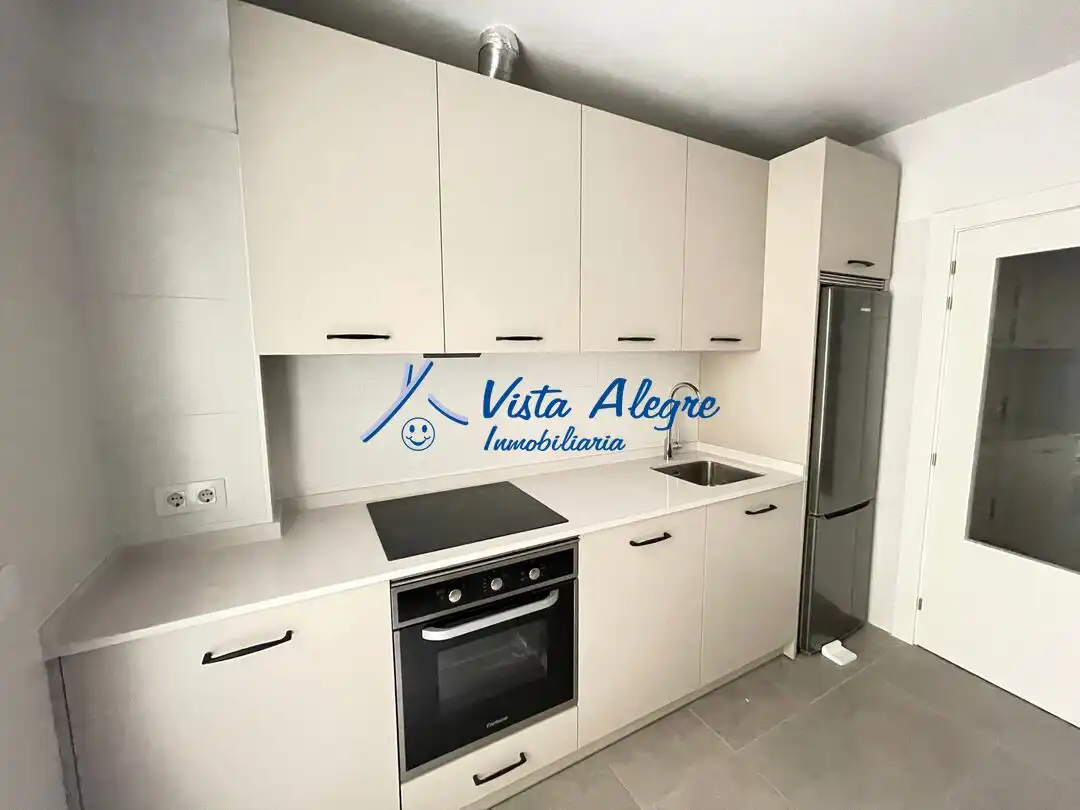 Piso en venta en Calle Lucrecia Arana, 8, Haro