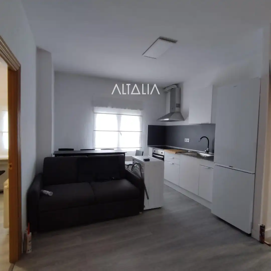 Bedroom of Flat for rent in Cuenca  with Heating and Furnished