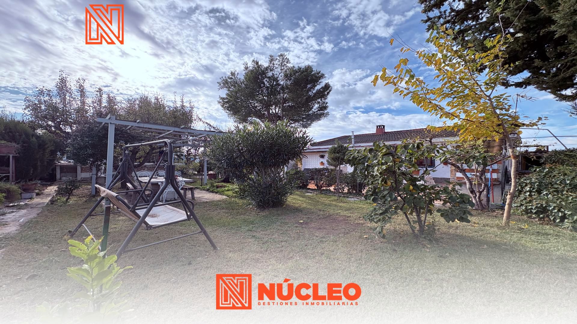 Garden of Country house for sale in Pastriz  with Private garden, Terrace and Swimming Pool