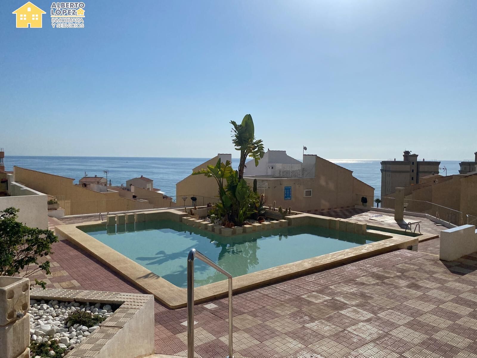Piscina de Dúplex de lloguer en Elche / Elx amb Aire condicionat, Calefacció i Jardí privat