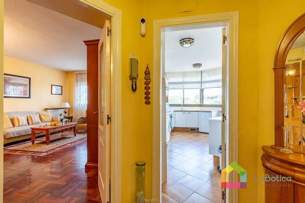 Flat with lift for sale in Argés, imagen 9