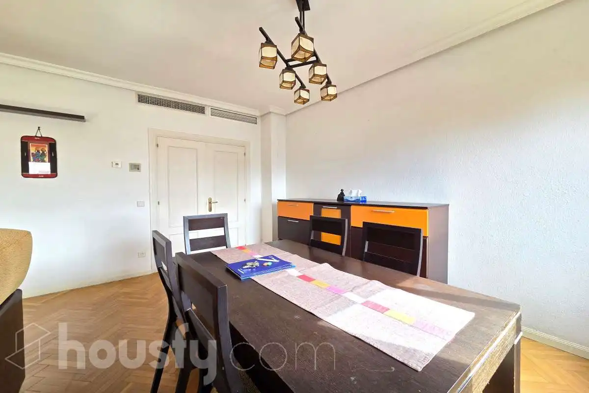Wohnung zur Miete in Calle del Corazón de María, Prosperidad