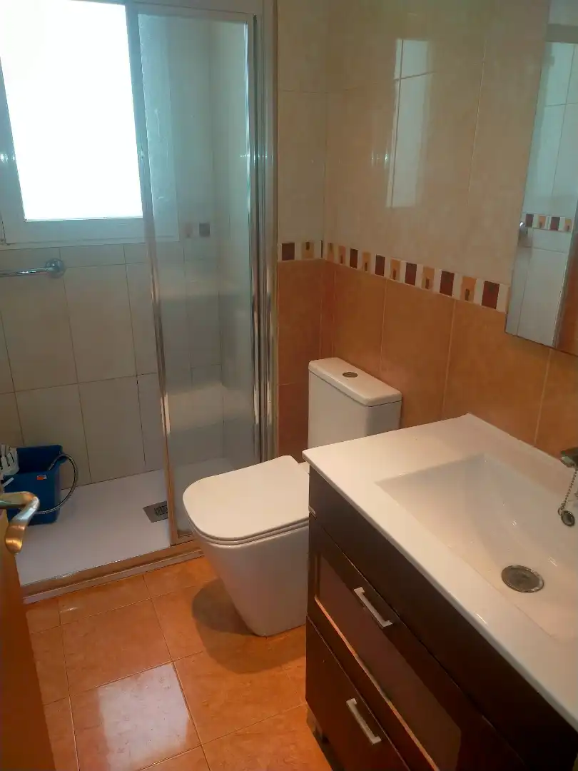 Baño de Piso en venta en Zaragoza con Calefacción, Parquet y Horno