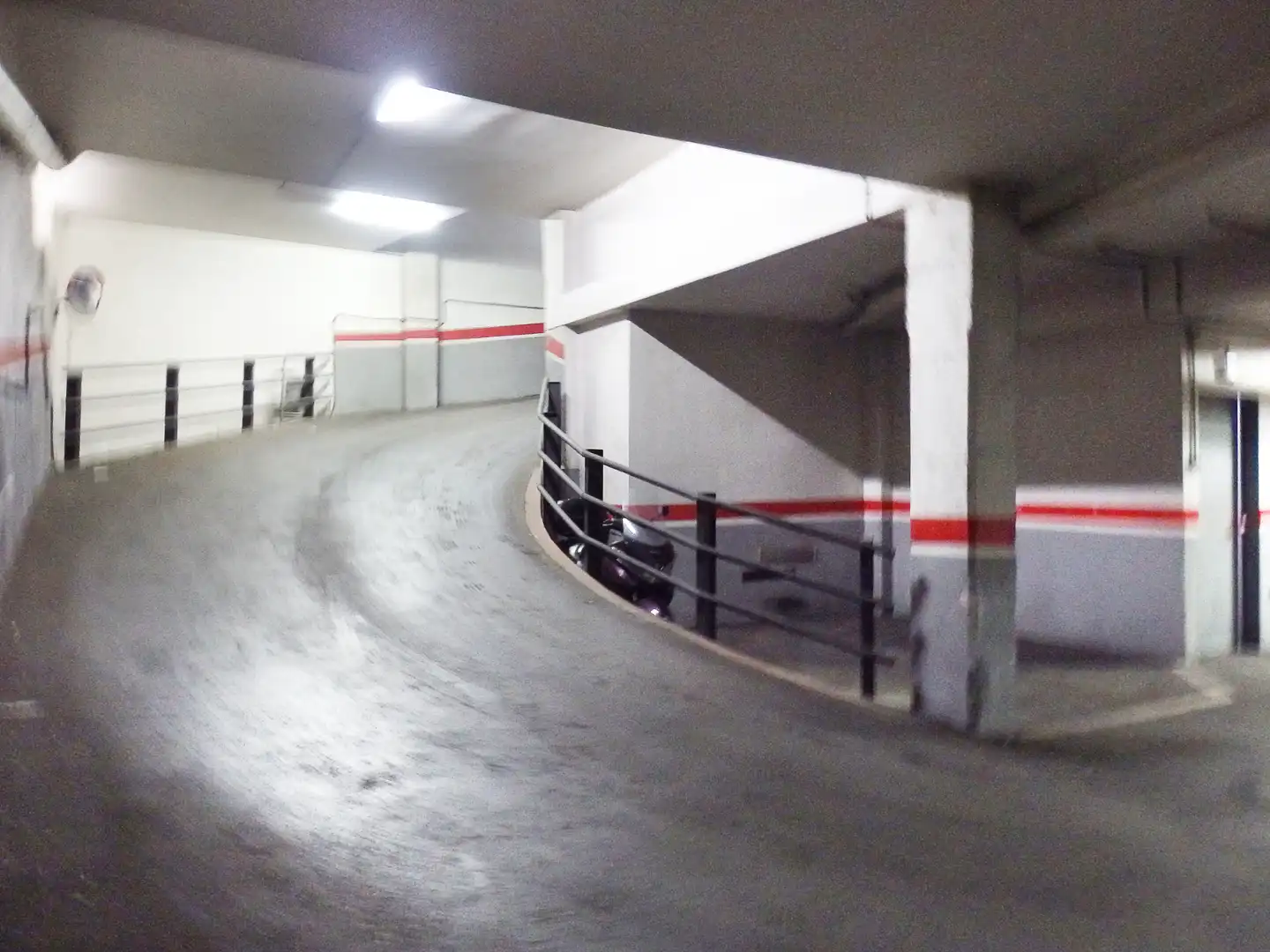 Einzelparkplatz zur Miete in Carrer de Jordi Rubió i Balaguer, imagen 6