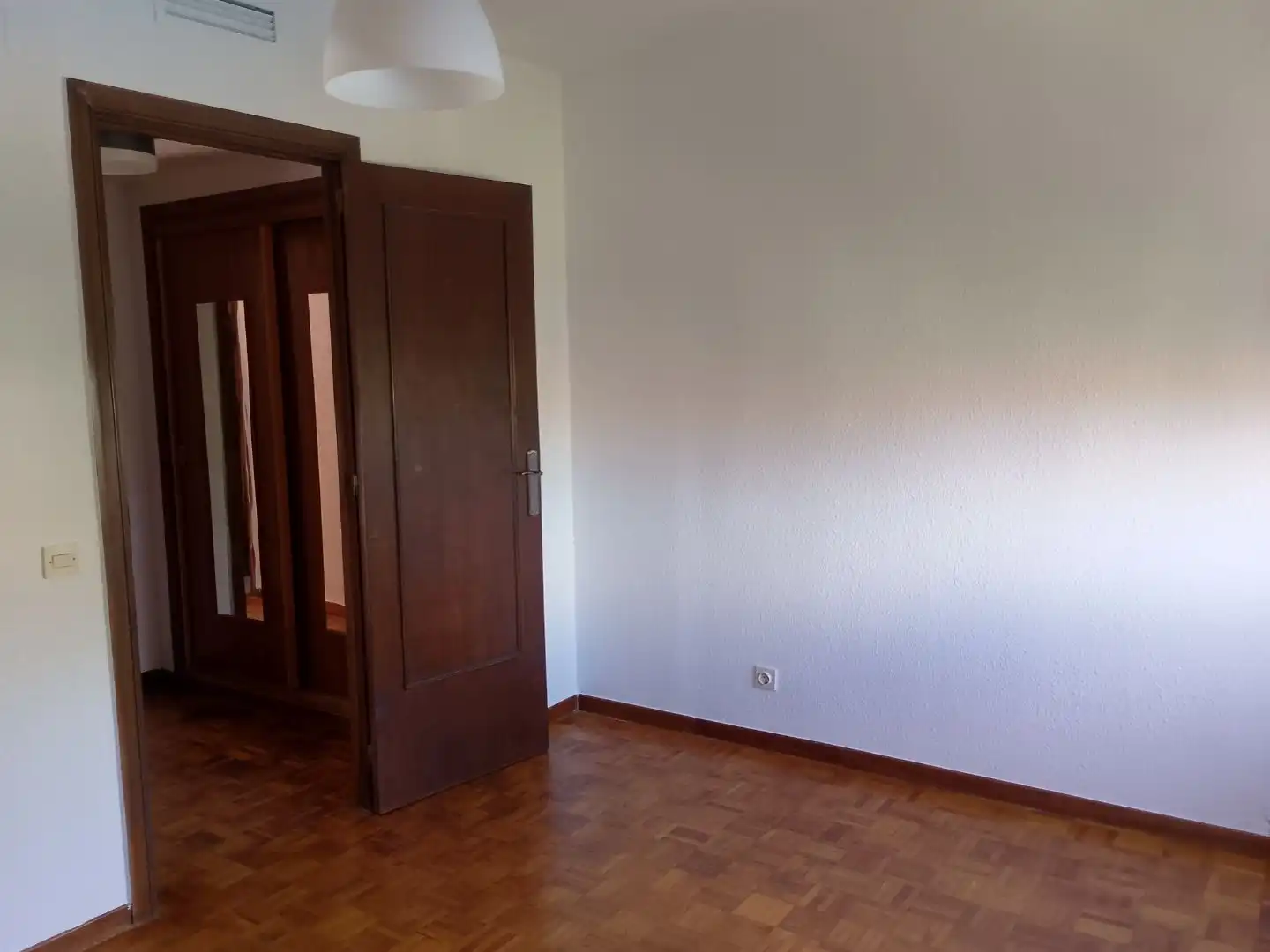 Habitación de Piso de alquiler en Torrelodones con Calefacción, Parquet y Terraza