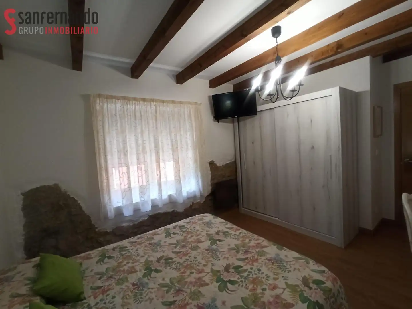 Habitación de Apartamento de alquiler en Santillana del Mar con Calefacción, Jardín privado y Terraza
